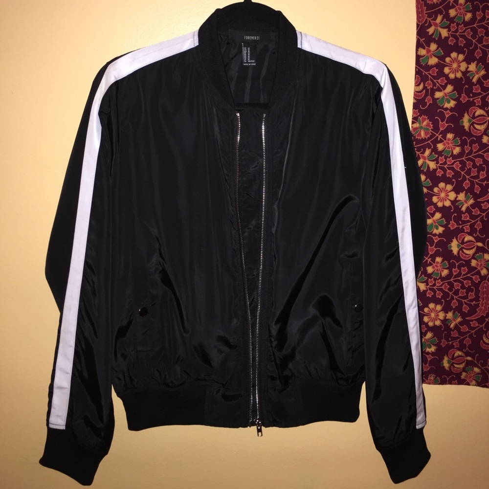 Lightweight Bomber jacket